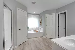 332 Delaware St, Burleson, TX 76028 - Photo 12