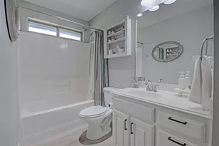 332 Delaware St, Burleson, TX 76028 - Photo 18