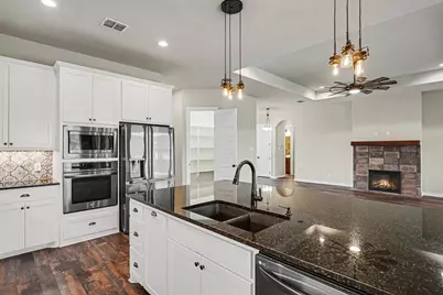12716 Dusty Springs Court, Fort Worth, TX 76052 - Photo 14