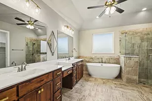 12716 Dusty Spgs Ct, Fort Worth, TX 76052 - Photo 32
