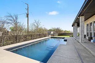 12716 Dusty Spgs Ct, Fort Worth, TX 76052 - Photo 32