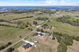 14419 Fm 1396 E, Windom, TX 75492 - Photo 2