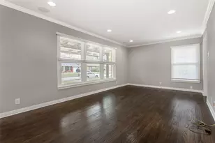 570 Bondstone Dr, Dallas, TX 75218 - Photo 4