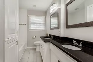 570 Bondstone Dr, Dallas, TX 75218 - Photo 14