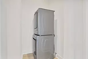 1731 N Fitzhugh Ave, Dallas, TX 75204 - Photo 20