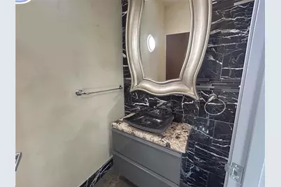 829 W Daggett Avenue #H, Fort Worth, TX 76104 - Photo 8