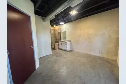 829 W Daggett Avenue #H, Fort Worth, TX 76104 - Photo 4