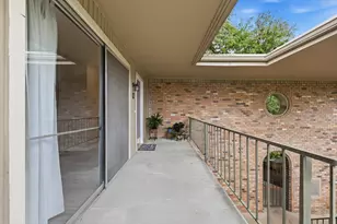 5323 Fleetwood Oaks Ave, Dallas, TX 75235 - Photo 4