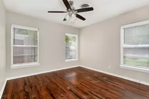 10943 Desdemona Dr, Dallas, TX 75228 - Photo 14