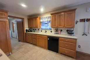 1404 Roanoake Dr, Graham, TX 76450 - Photo 30