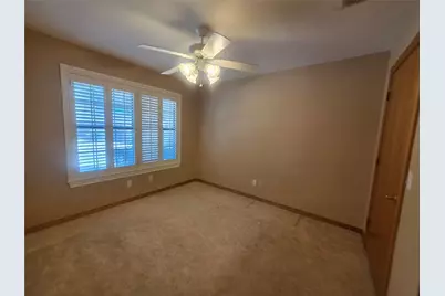 1404 Roanoake Drive, Graham, TX 76450 - Photo 12