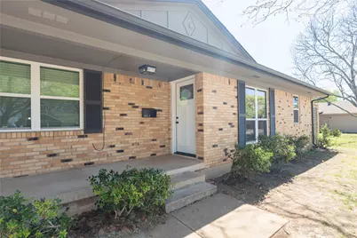 602 N Morris Street #B, McKinney, TX 75069 - Photo 2