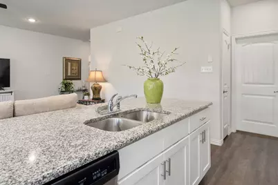 106 Willowbend Loop, Mabank, TX 75147 - Photo 10