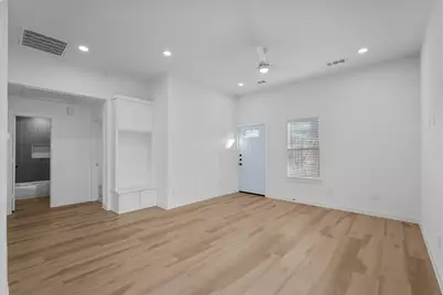 2217 Sayle Street #B, Greenville, TX 75401 - Photo 2