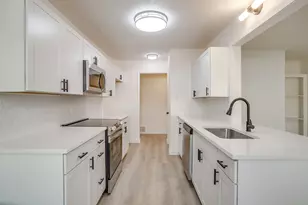 714 San Carlos Dr, Grand Prairie, TX 75051 - Photo 12