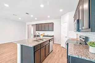 9000 HUXLEY Dr, Providence Village, TX 76227 - Photo 6