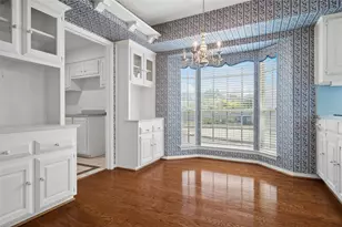 2723 Lawtherwood Ct, Dallas, TX 75214 - Photo 18