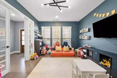 2801 Livingston Avenue, Fort Worth, TX 76110 - Photo 6