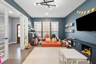 2801 Livingston Ave, Fort Worth, TX 76110 - Photo 6