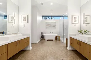 9360 Lakemont Dr, Dallas, TX 75220 - Photo 18