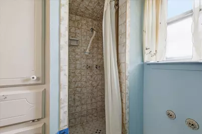 700 Vail Drive, Arlington, TX 76012 - Photo 16