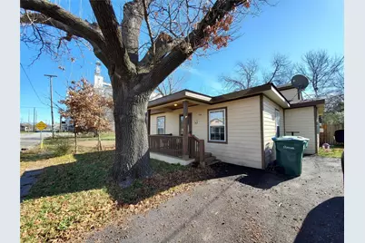 304 E King Street, Sherman, TX 75090 - Photo 1