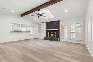 903 Leslie Dr, Arlington, TX 76012 - Photo 10