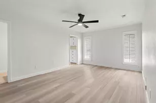 903 Leslie Dr, Arlington, TX 76012 - Photo 22