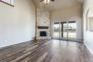 1341 Diamondback Ln, Fort Worth, TX 76052 - Photo 6