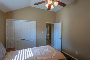 437 Sandy Creek Dr, Fort Worth, TX 76131 - Photo 16