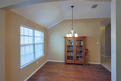437 Sandy Creek Drive, Fort Worth, TX 76131 - Photo 4