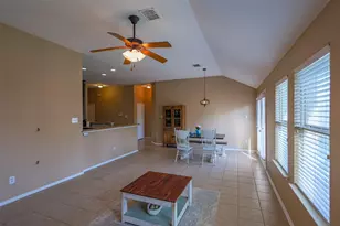 437 Sandy Creek Dr, Fort Worth, TX 76131 - Photo 8