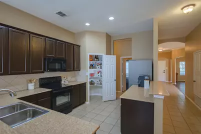 437 Sandy Creek Drive, Fort Worth, TX 76131 - Photo 10
