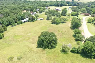 381 Paddock Dr, Mabank, TX 75156 - Photo 1