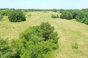 381 Paddock Dr, Mabank, TX 75156 - Photo 1