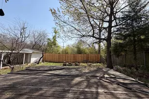 1300 Elmhurst Dr, Garland, TX 75041 - Photo 6