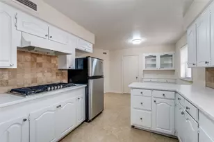 6138 Annapolis Ln, Dallas, TX 75214 - Photo 8