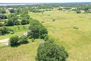 381 Paddock Dr, Mabank, TX 75156 - Photo 1