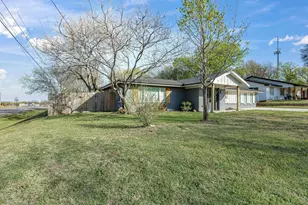 101 McWilliams Dr, Bowie, TX 76230 - Photo 6