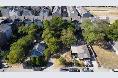 1333 Amos Street, Dallas, TX 75212 - Photo 1