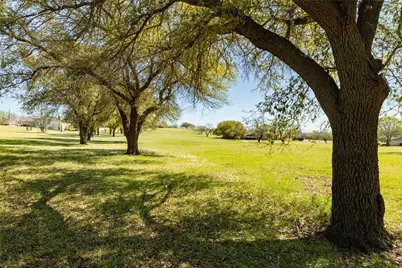 131 Lakeview Drive, Runaway Bay, TX 76426 - Photo 32