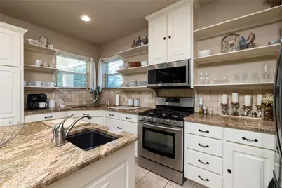 131 Lakeview Drive, Runaway Bay, TX 76426 - Photo 18