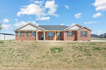 134 Stone Canyon Drive, Rhome, TX 76078 - Photo 6