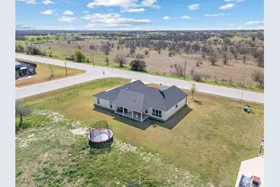 134 Stone Canyon Drive, Rhome, TX 76078 - Photo 38