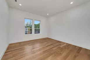 3667 Ingleside Dr, Dallas, TX 75229 - Photo 32