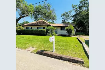 522 E Avenue F, Midlothian, TX 76065 - Photo 1