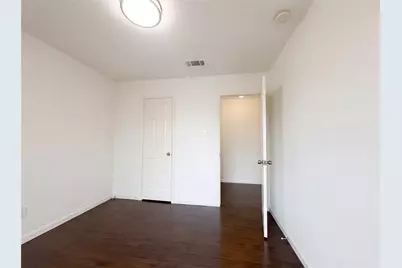 4515 Harpers Ferry Drive, Grand Prairie, TX 75052 - Photo 16