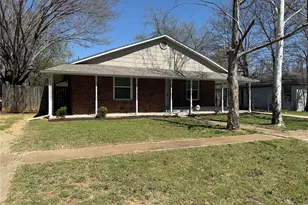 1715 W Elm St, Denison, TX 75020 - Photo 2