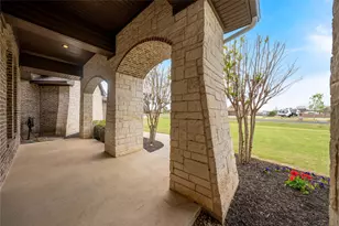 2023 Twin Creeks Cir, Pilot Point, TX 76258 - Photo 4
