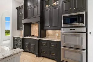 2023 Twin Creeks Cir, Pilot Point, TX 76258 - Photo 14